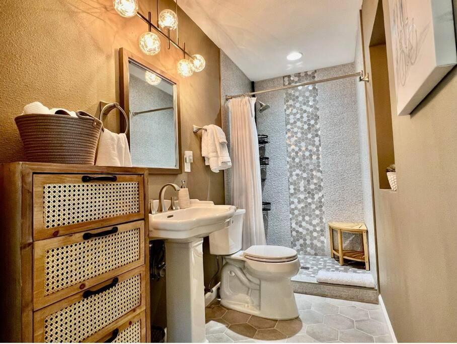 Sea La Vie - Beach Town Charm+Newly Renovated Cocoa Beach Exterior photo